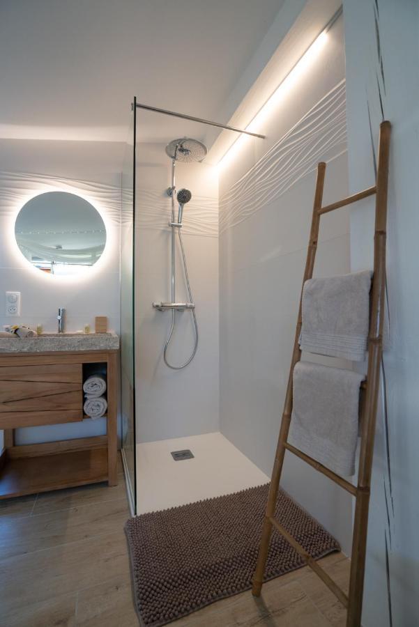 Lovina Chambre De Charme Avec Jaccuzi Velaux Exteriér fotografie
