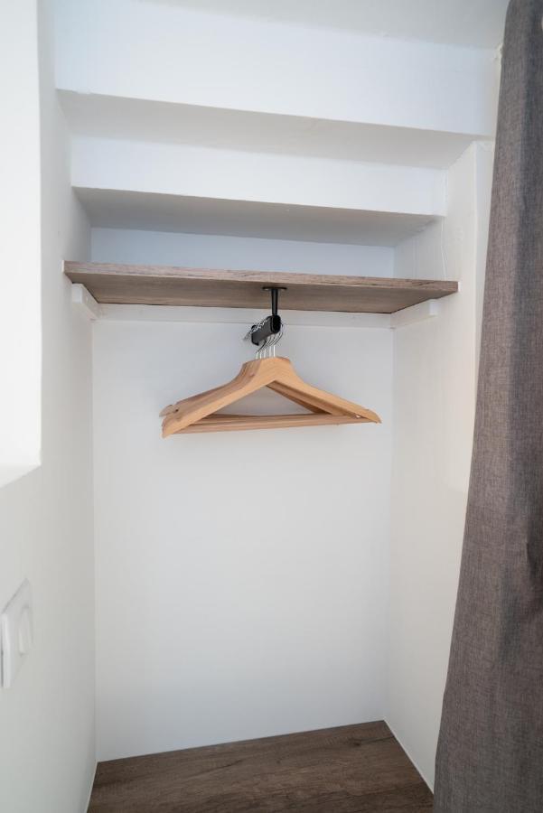 Lovina Chambre De Charme Avec Jaccuzi Velaux Exteriér fotografie